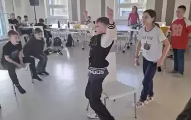 6 b